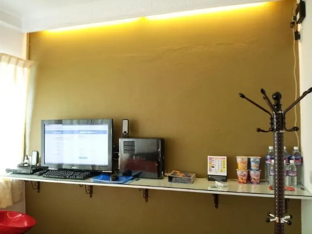 Daire Fastbook Bendera Home 8 & 10Pax Ayer Itam
