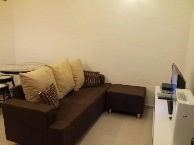 Fastbook Bendera Home 8 & 10Pax Ayer Itam