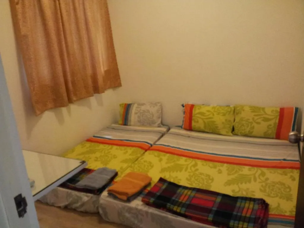 Fastbook Bendera Home 8 & 10Pax Ayer Itam 0*,  Malezya